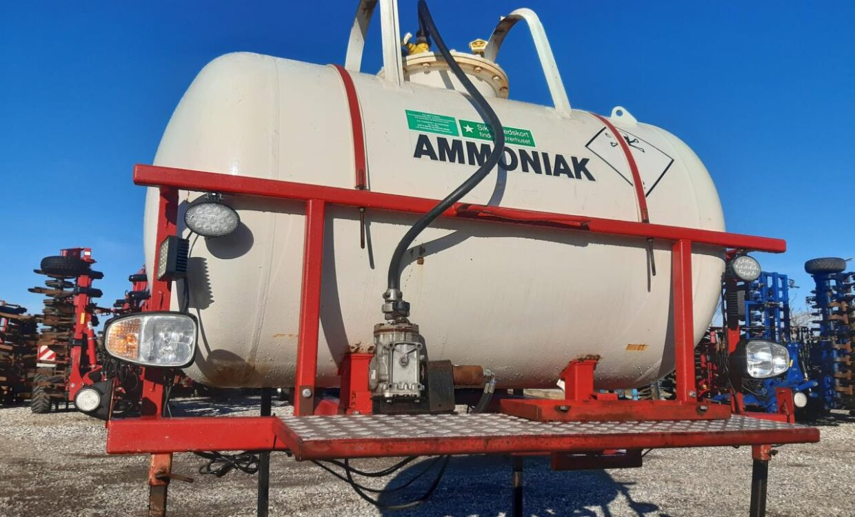 Agrodan Ammoniaktank 1200 kg - Fertilizing equipment, Storage tank: picture 1 Agrodan Ammoniaktank 1200 kg - Fertilizing equipment, Storage tank: picture 1