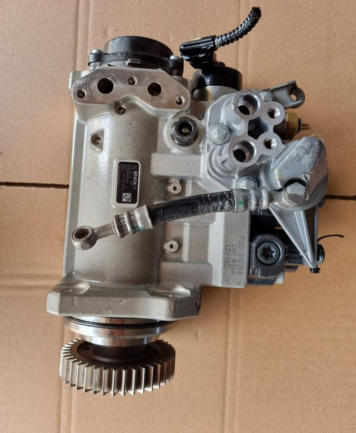 Bosch A4710901050 0445020321 Mercedes-Benz ACTROS MP4 EURO 6 - Fuel pump for Truck: picture 2 Bosch A4710901050 0445020321 Mercedes-Benz ACTROS MP4 EURO 6 - Fuel pump for Truck: picture 2