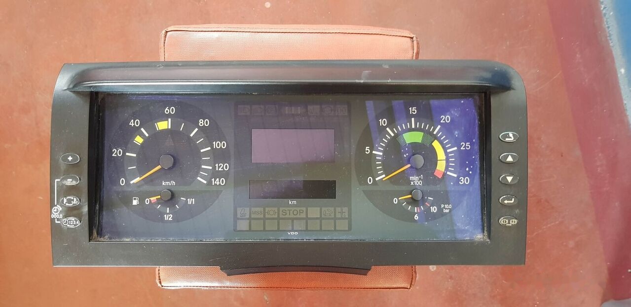 Mercedes-Benz ATEGO - Dashboard for Truck: picture 1 Mercedes-Benz ATEGO - Dashboard for Truck: picture 1