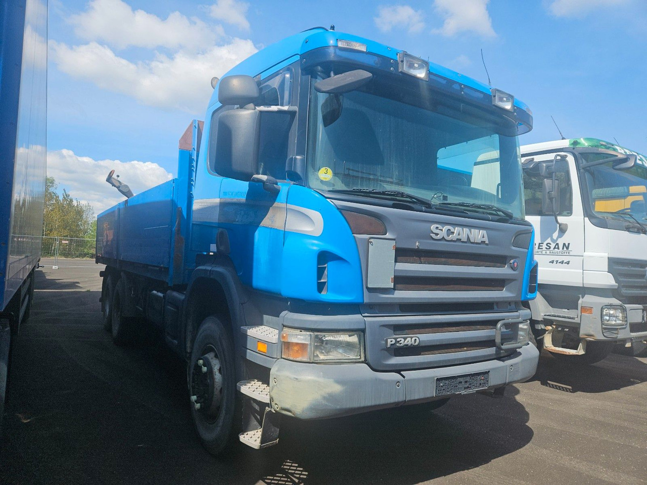 Scania P340 6x6 Pritsche Schaltgetriebe Blatt/Blatt - Dropside/ Flatbed truck: picture 2 Scania P340 6x6 Pritsche Schaltgetriebe Blatt/Blatt - Dropside/ Flatbed truck: picture 2