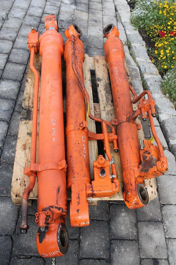 Hitachi ZX 140W - Hydraulic cylinder for Construction machinery: picture 3 Hitachi ZX 140W - Hydraulic cylinder for Construction machinery: picture 3