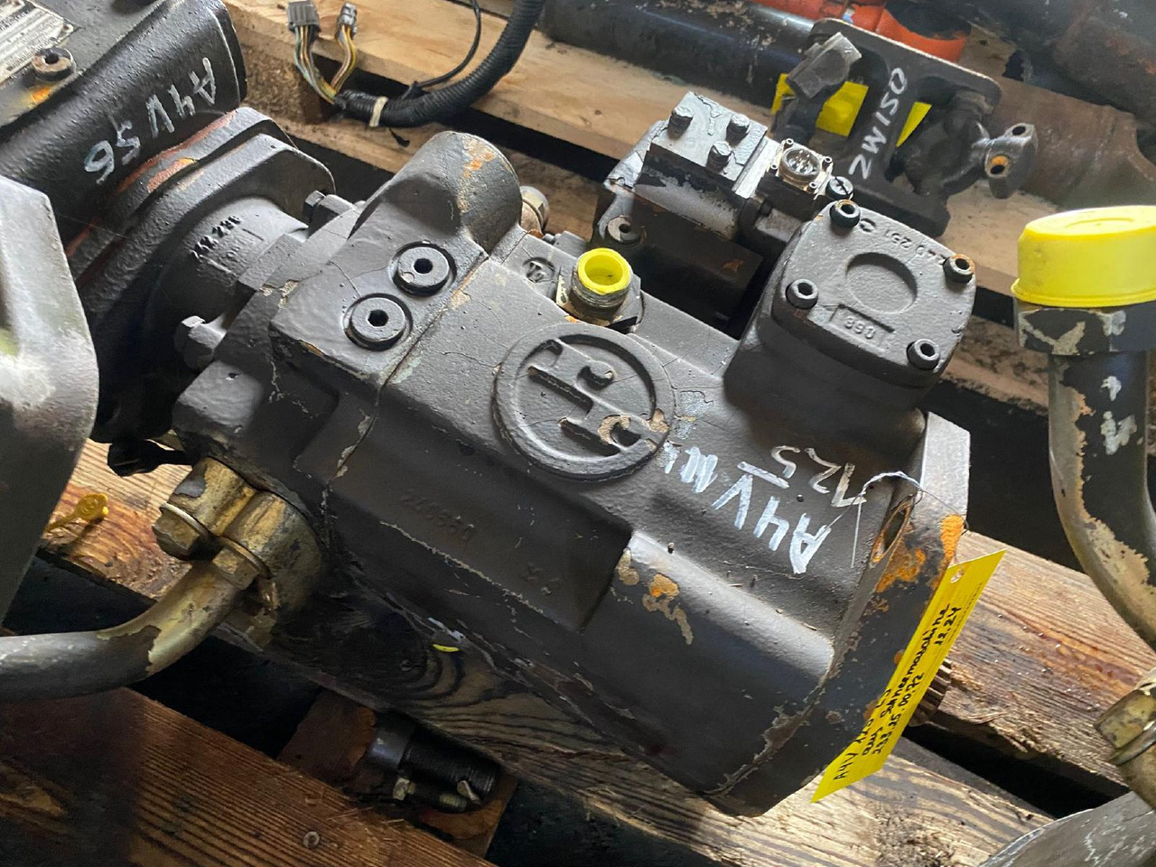 Hydraulics for Municipal/ Special vehicle Hydromatik A4V56, A4V125 aus Kässbohrer PB 240D: picture 7
