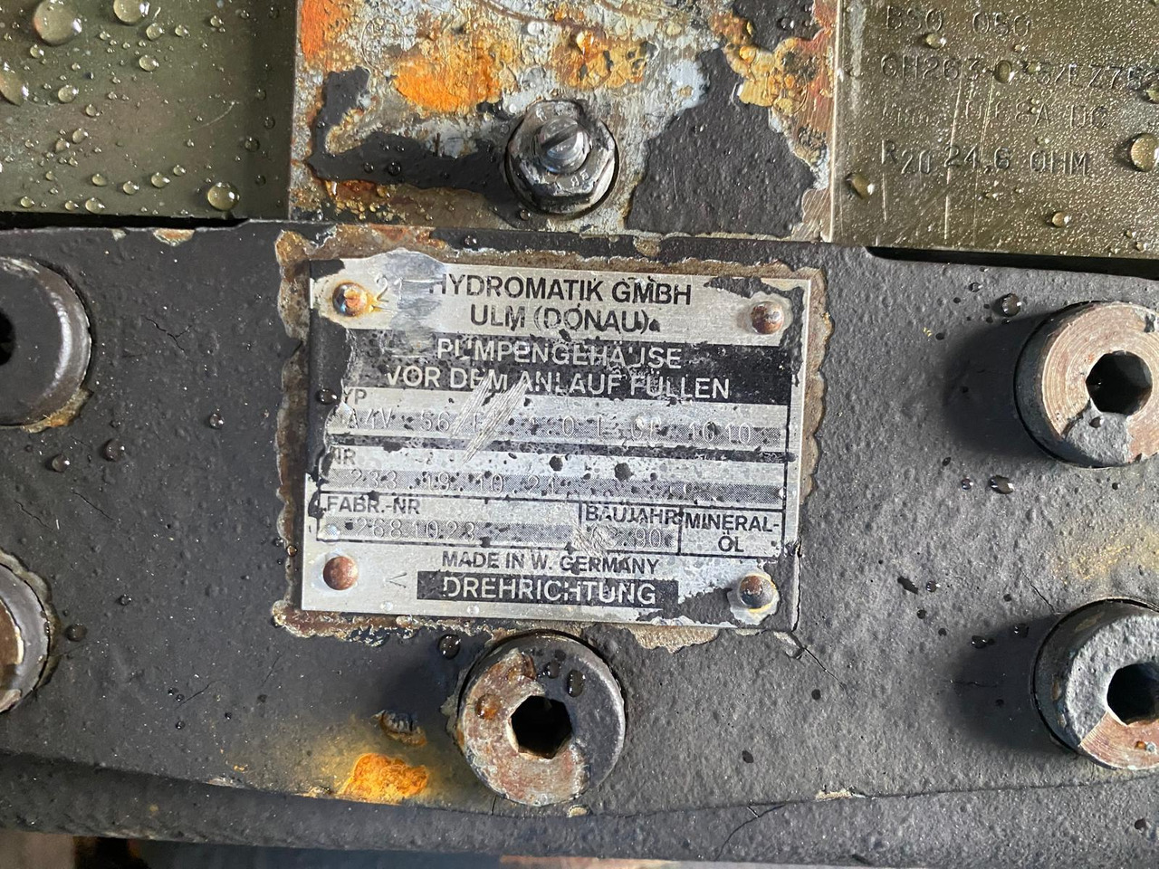 Hydromatik A4V56, A4V125 aus Kässbohrer PB 240D - Hydraulics for Municipal/ Special vehicle: picture 4 Hydromatik A4V56, A4V125 aus Kässbohrer PB 240D - Hydraulics for Municipal/ Special vehicle: picture 4