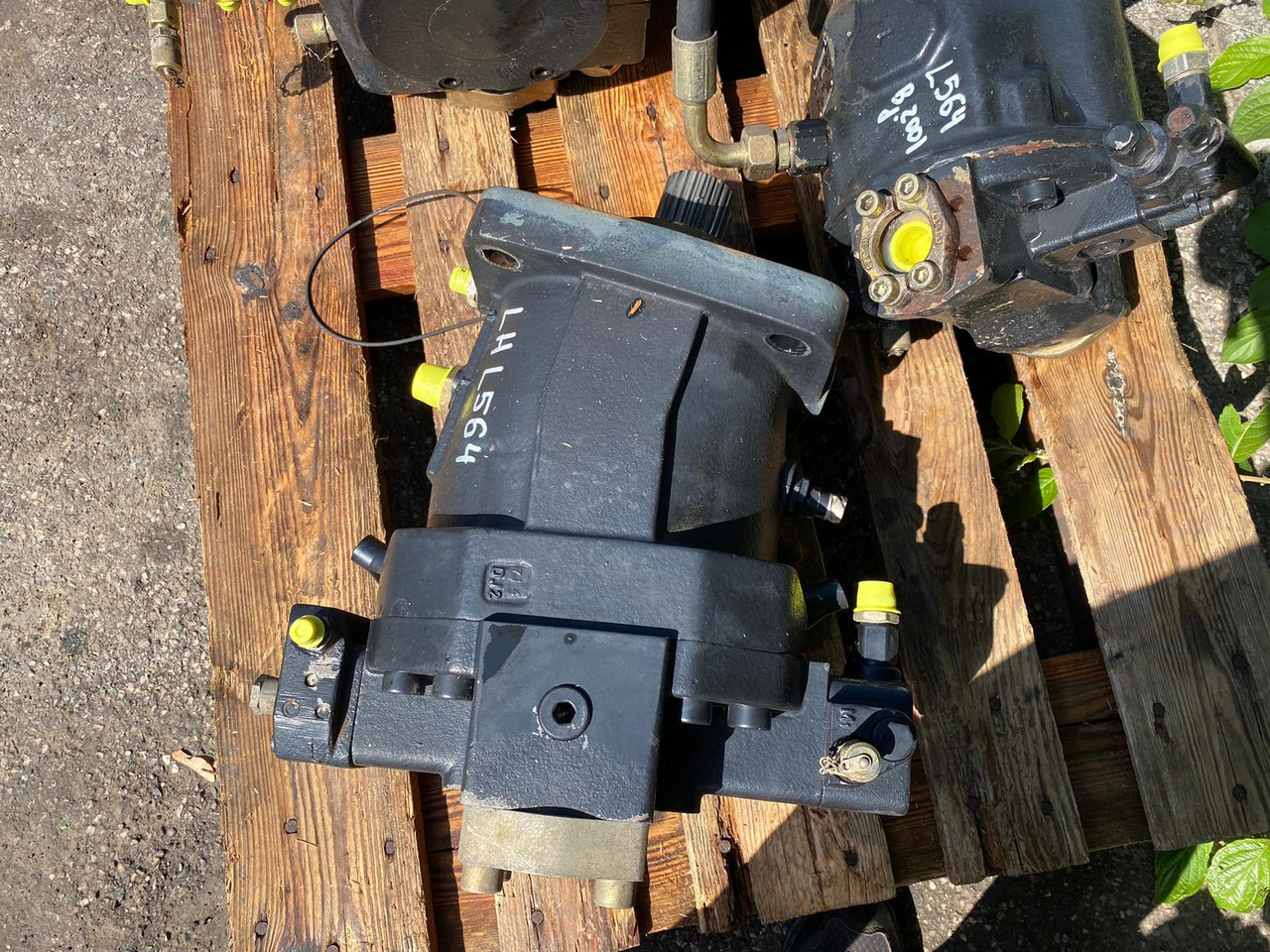 Hydromatik A6VM 200 DA aus L564 - Hydraulic pump for Construction machinery: picture 1 Hydromatik A6VM 200 DA aus L564 - Hydraulic pump for Construction machinery: picture 1