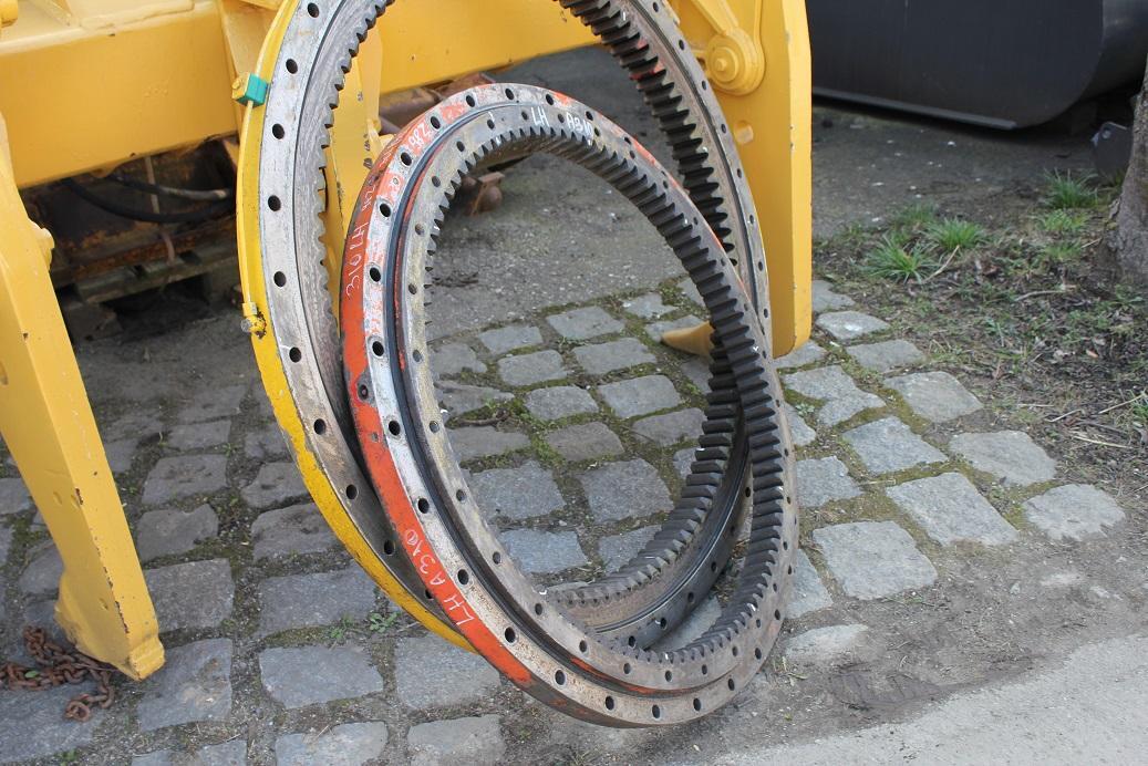 Liebherr A 310 - Slewing ring for Construction machinery: picture 4 Liebherr A 310 - Slewing ring for Construction machinery: picture 4