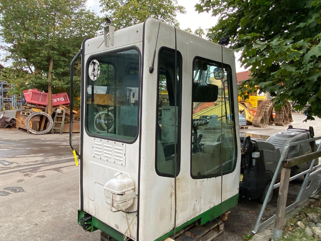 Liebherr A 904 LIT - Cab for Construction machinery: picture 4 Liebherr A 904 LIT - Cab for Construction machinery: picture 4