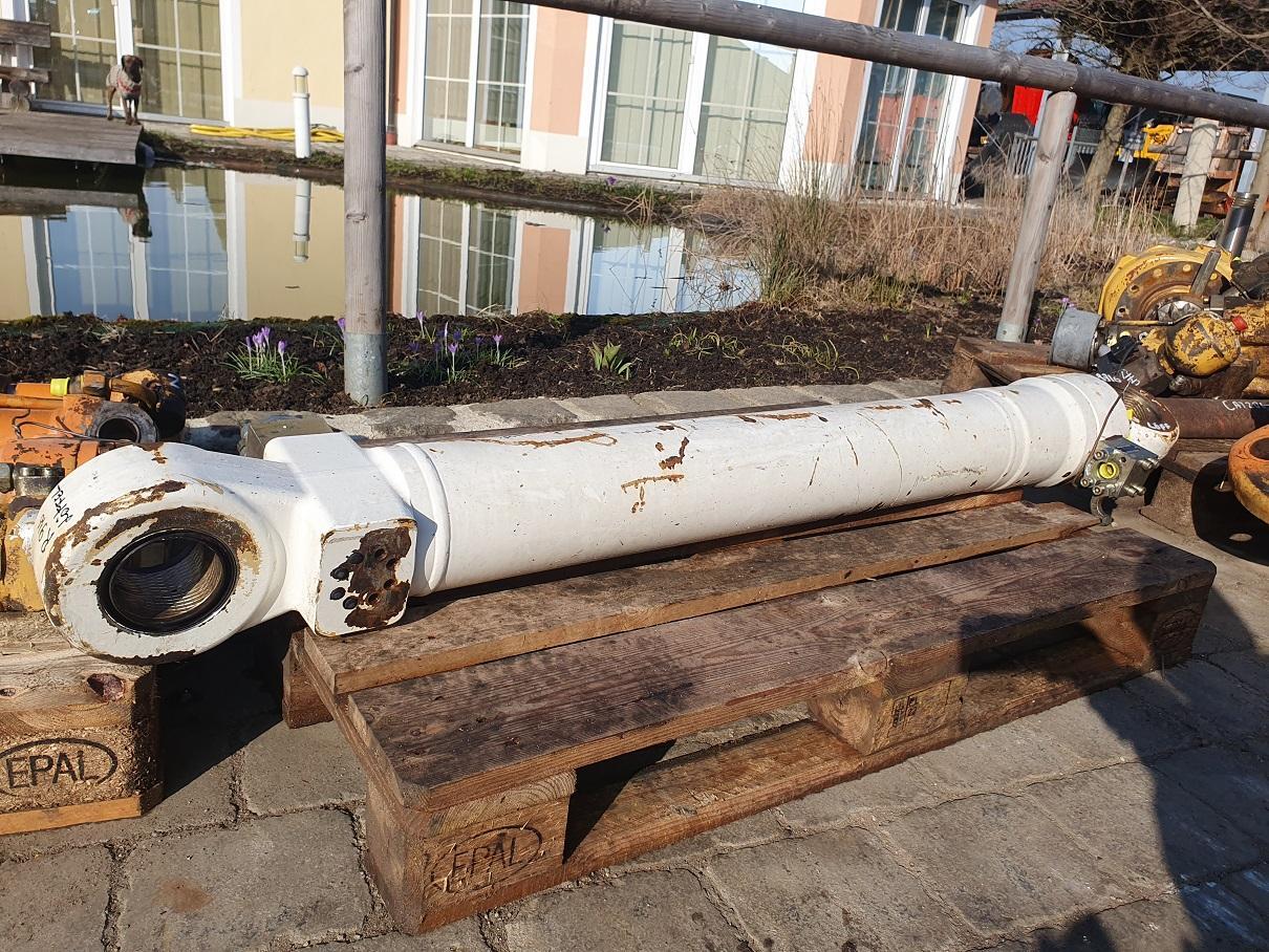 Liebherr R 916 - Hydraulic cylinder for Construction machinery: picture 2 Liebherr R 916 - Hydraulic cylinder for Construction machinery: picture 2