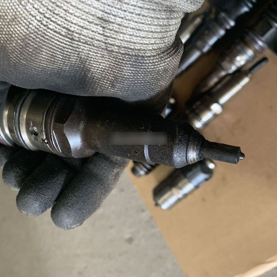 Bosch 0414701006 IVECO Stralis truck - Injector for Truck: picture 5 Bosch 0414701006 IVECO Stralis truck - Injector for Truck: picture 5