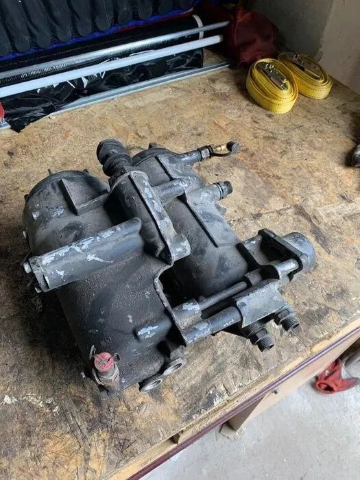 Do Samochodów Ciężarowych Marki Scania R. 1863220 - Fuel filter for Truck: picture 1 Do Samochodów Ciężarowych Marki Scania R. 1863220 - Fuel filter for Truck: picture 1