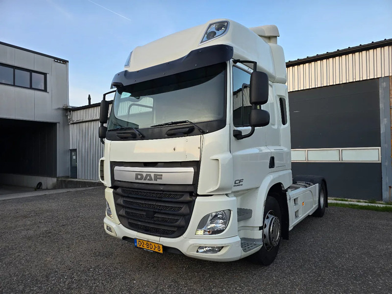 Tractor unit DAF CF Super Space Cabin: picture 1