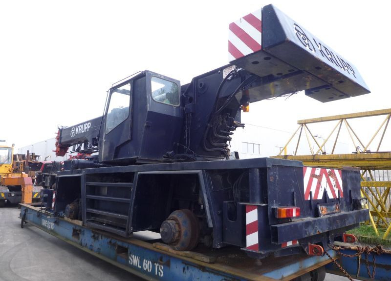 Krupp KMK 2035 for parts - Mobile crane: picture 2 Krupp KMK 2035 for parts - Mobile crane: picture 2