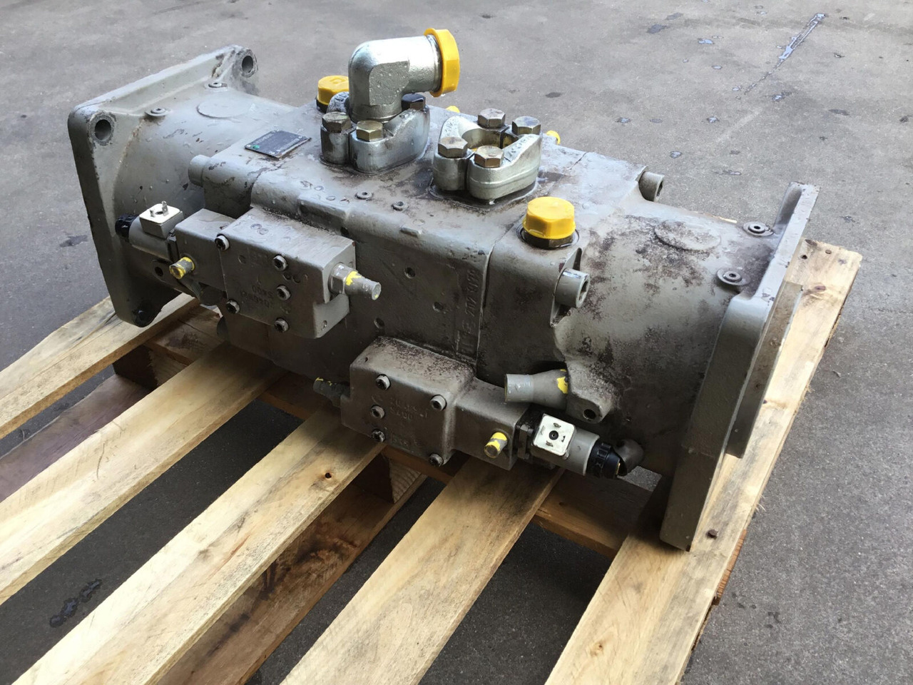 Liebherr Liebherr LTM 1400-7.1 variable pump A20 - Hydraulic pump for Mobile crane: picture 2 Liebherr Liebherr LTM 1400-7.1 variable pump A20 - Hydraulic pump for Mobile crane: picture 2