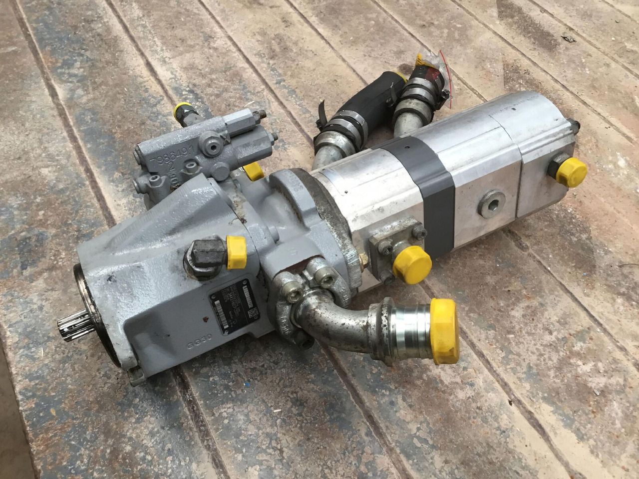 Liebherr MK 88 variable pump - Hydraulic pump for Mobile crane: picture 1 Liebherr MK 88 variable pump - Hydraulic pump for Mobile crane: picture 1