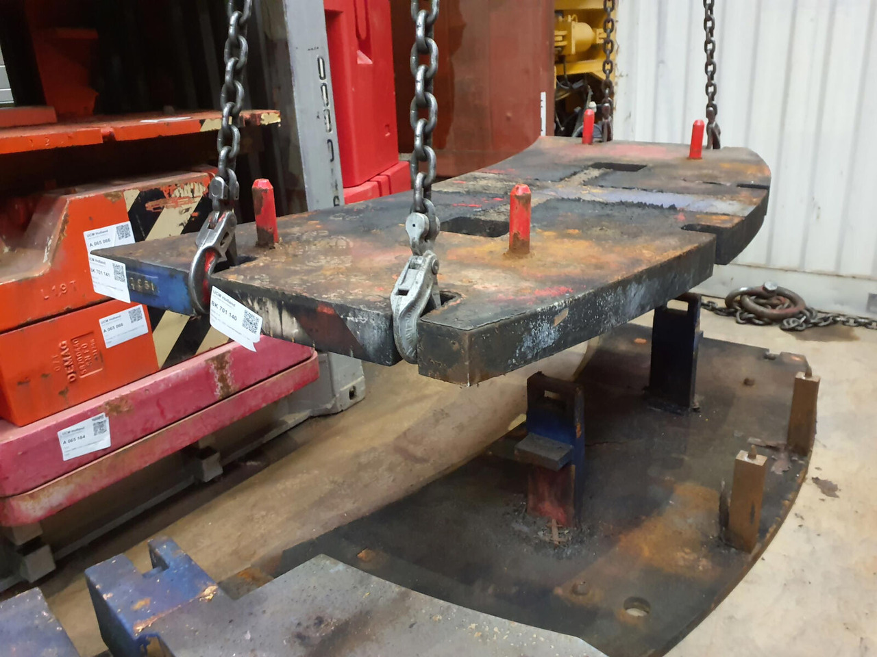 Terex AC 205 Counterweight 2,55 ton - Counterweight for Mobile crane: picture 4 Terex AC 205 Counterweight 2,55 ton - Counterweight for Mobile crane: picture 4