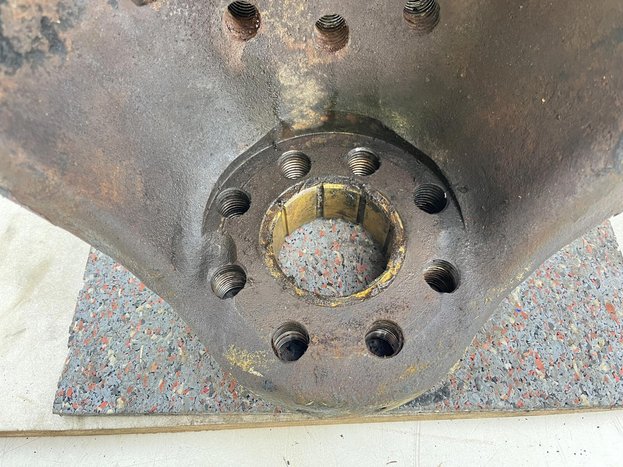 Steering knuckle for Mobile crane Terex Demag AC35 Steering knuckle 16 holes axle 2 right: picture 8