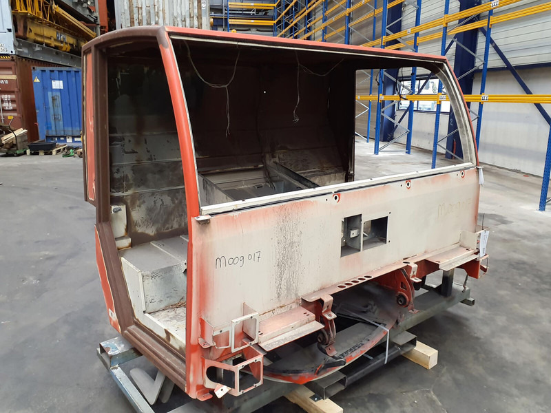 Terex PPM ATT lower cabin - Cab and interior for Crane: picture 1 Terex PPM ATT lower cabin - Cab and interior for Crane: picture 1