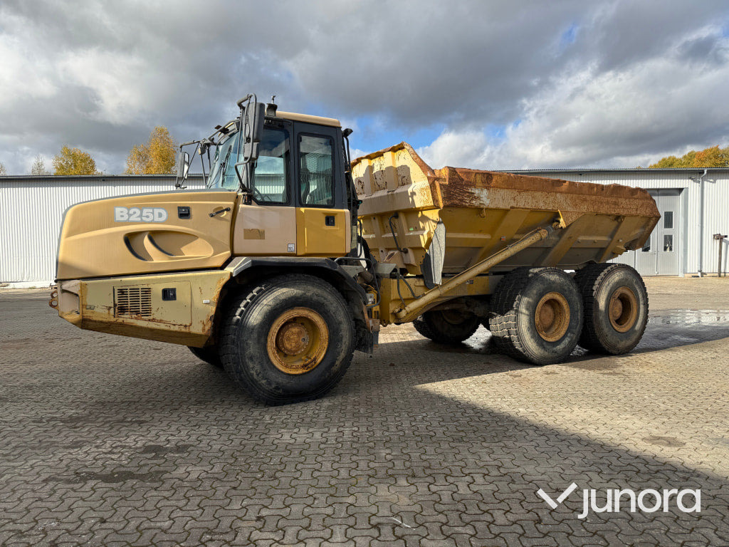 Dumper Bell B25D 6x6 - Articulated dumper: picture 1 Dumper Bell B25D 6x6 - Articulated dumper: picture 1