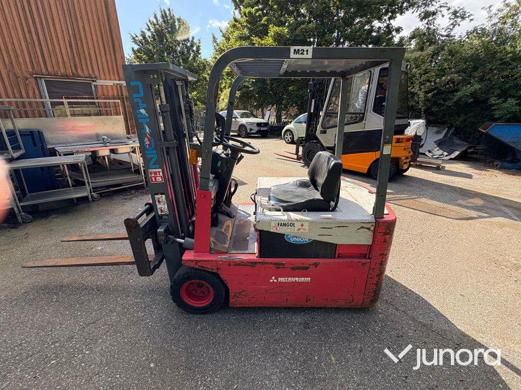 Gaffeltruck Nichiyu (2) - Electric forklift: picture 2 Gaffeltruck Nichiyu (2) - Electric forklift: picture 2