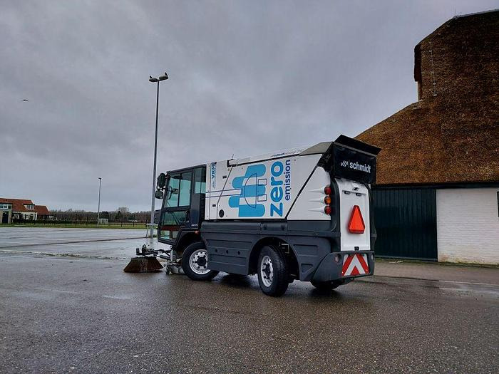 Schmidt eSwingo 200 - Road sweeper: picture 4 Schmidt eSwingo 200 - Road sweeper: picture 4