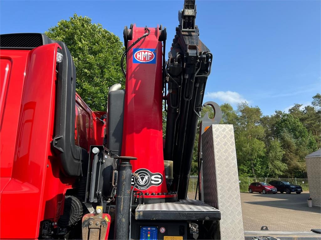 DAF CF 480 FAX 8x2*6  - Skip loader truck: picture 2 DAF CF 480 FAX 8x2*6  - Skip loader truck: picture 2