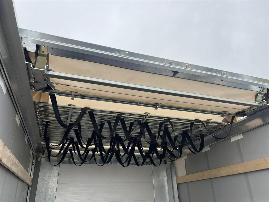 Hangler SDS-H 450 SCANDIC - hævetag - hæve aksel - truck b - Curtainsider semi-trailer: picture 4 Hangler SDS-H 450 SCANDIC - hævetag - hæve aksel - truck b - Curtainsider semi-trailer: picture 4