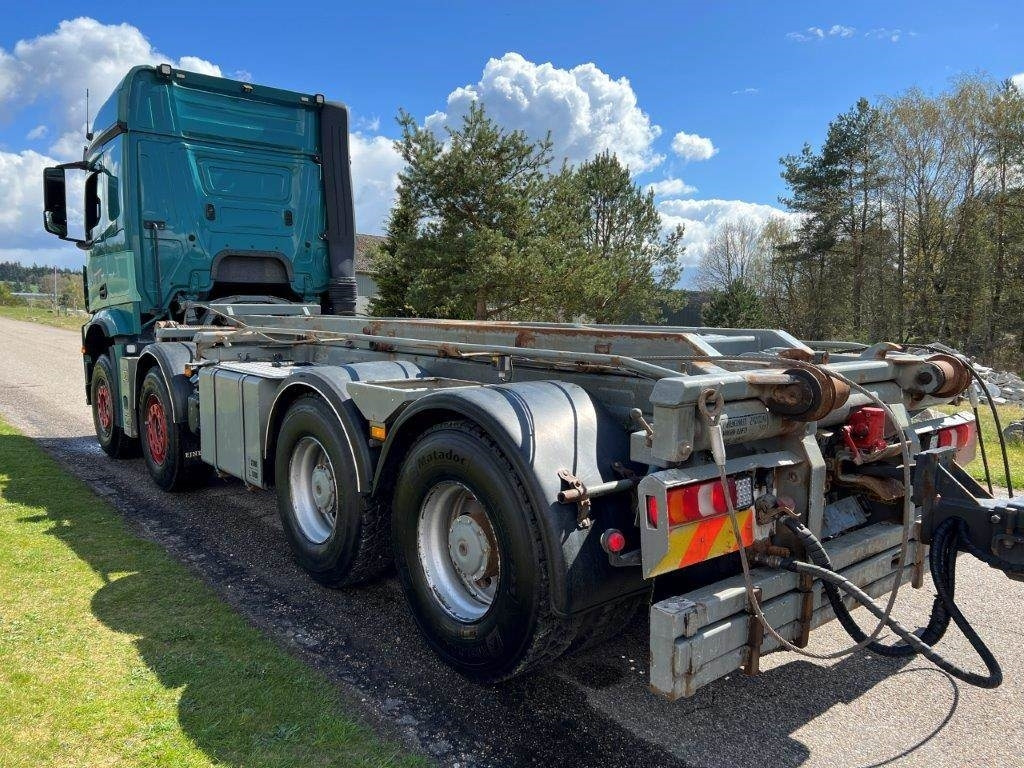 Mercedes-Benz Arocs 3251 K - Skip loader truck: picture 4 Mercedes-Benz Arocs 3251 K - Skip loader truck: picture 4