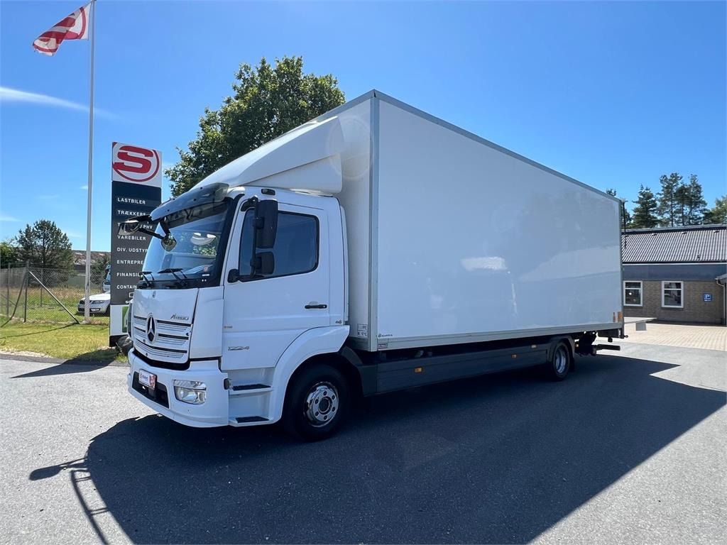 Mercedes-Benz Atego 1224 LnR - Box truck: picture 1 Mercedes-Benz Atego 1224 LnR - Box truck: picture 1