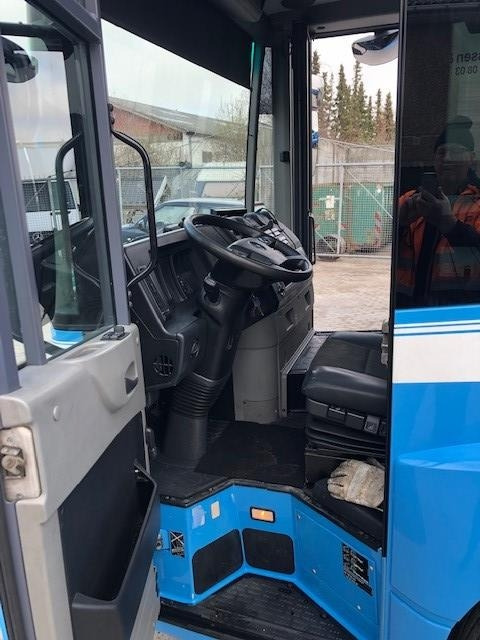Mercedes-Benz Econic 1827 L - Box truck: picture 5 Mercedes-Benz Econic 1827 L - Box truck: picture 5