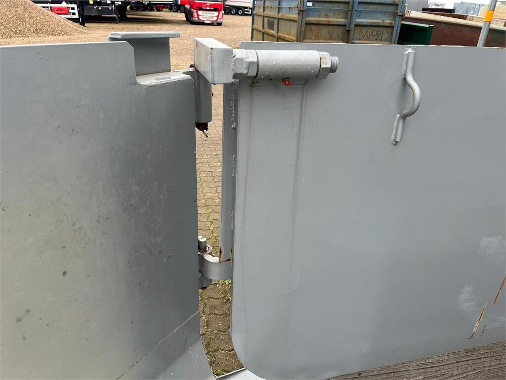 Flatbed body Scancon SH6014 Hardox 14m3 6000mm: picture 23 Flatbed body Scancon SH6014 Hardox 14m3 6000mm: picture 23