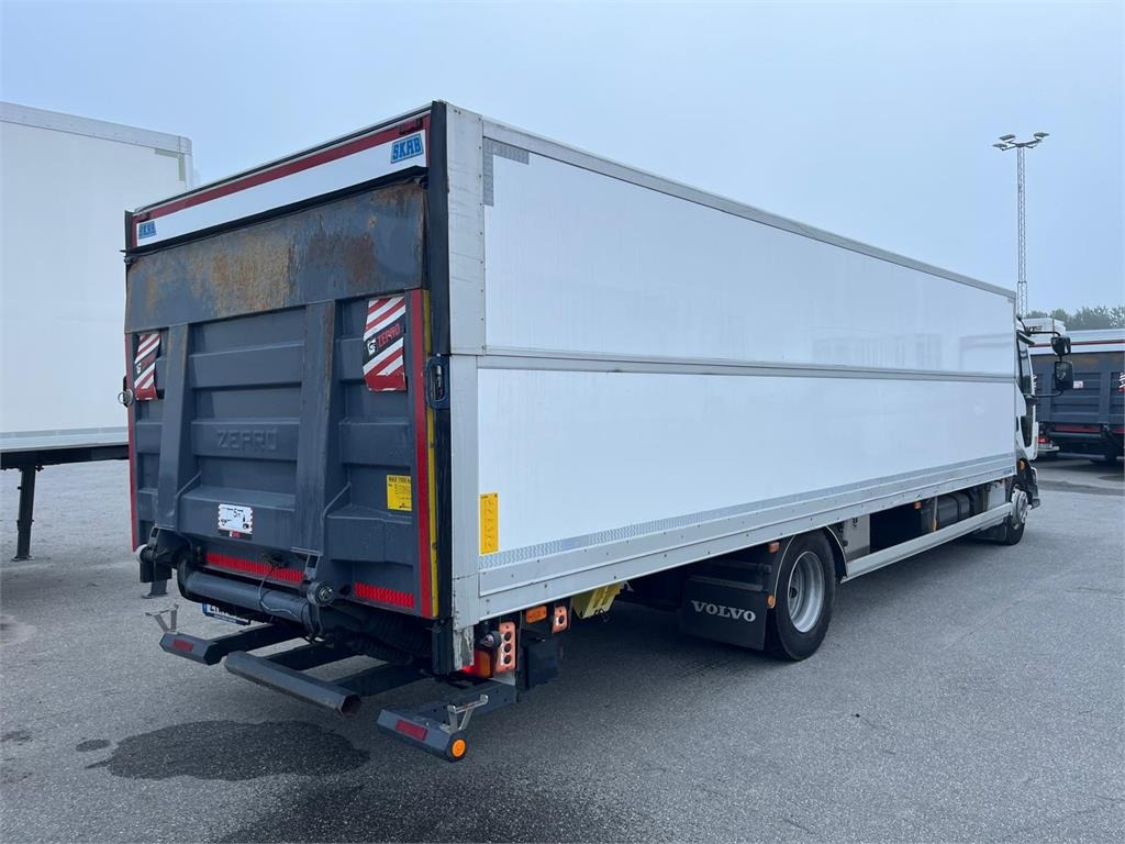 Volvo FL 250 16 ton - Box truck: picture 5 Volvo FL 250 16 ton - Box truck: picture 5