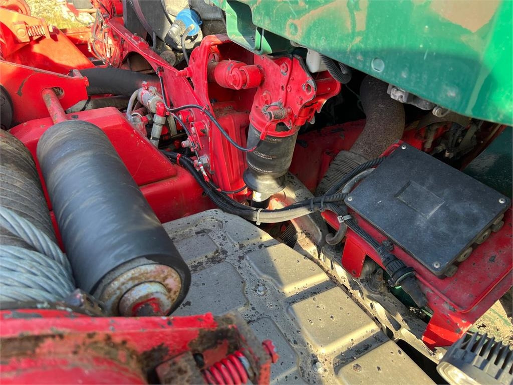 Skip loader truck Volvo FM500 8x2*6 rigid pusher-tag tridem: picture 11