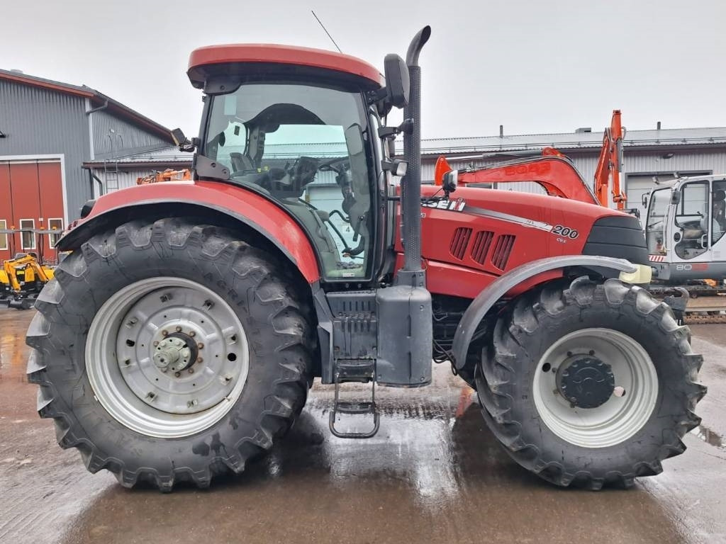 Case IH PUMA 200CXV ETUNOSTOLAITTEET - Farm tractor: picture 5 Case IH PUMA 200CXV ETUNOSTOLAITTEET - Farm tractor: picture 5