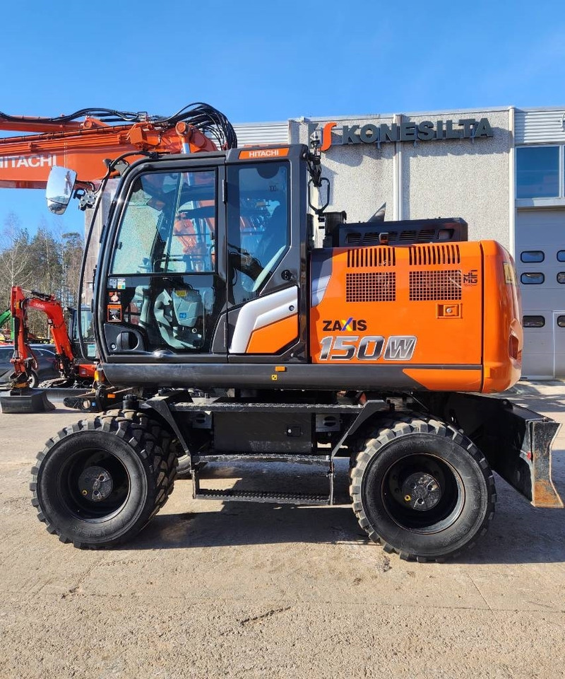 Hitachi ZX150W-7 STAGE 5 - Wheel excavator: picture 4 Hitachi ZX150W-7 STAGE 5 - Wheel excavator: picture 4