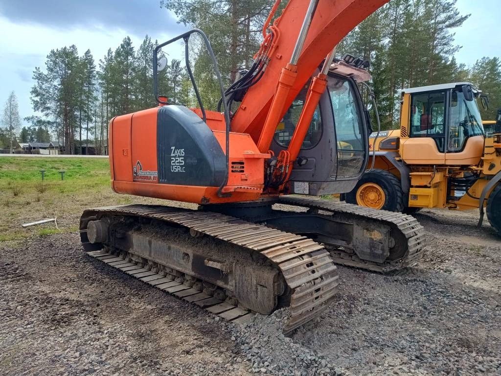 Hitachi ZX225USR KALLISTAJALLA - Crawler excavator: picture 5 Hitachi ZX225USR KALLISTAJALLA - Crawler excavator: picture 5