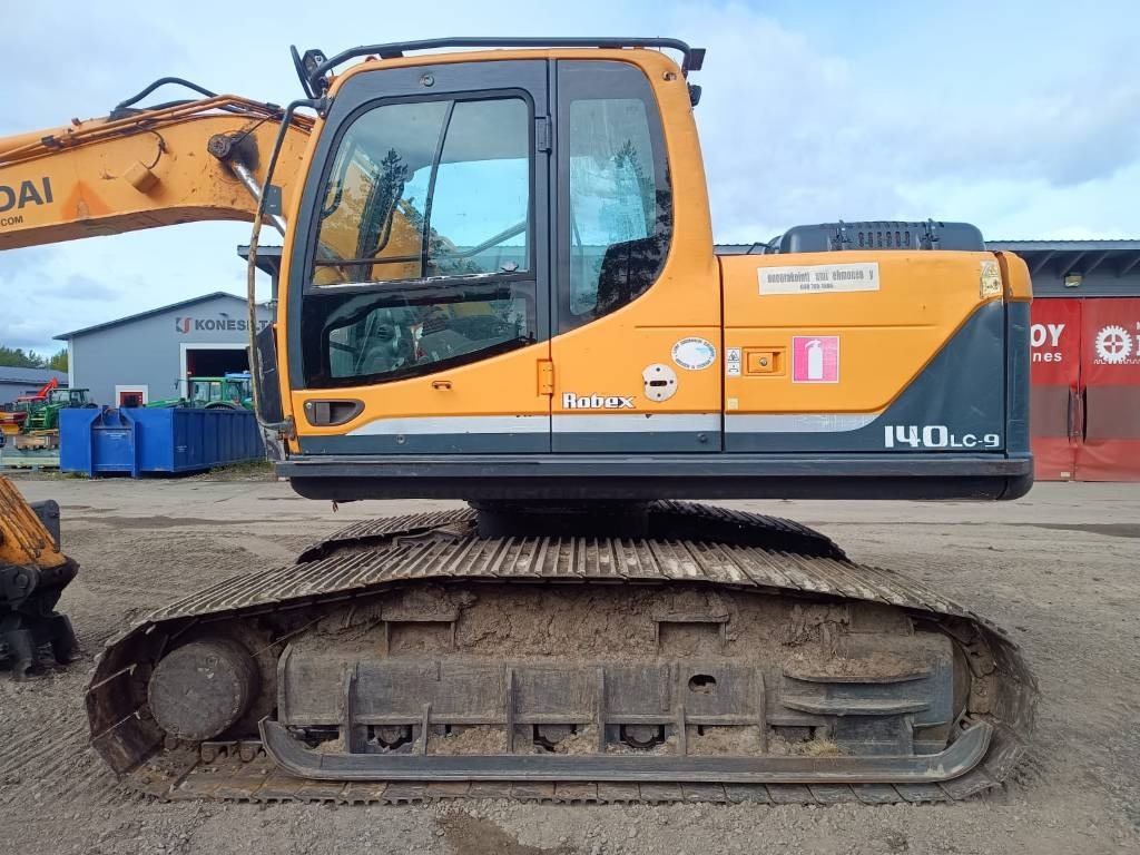Hyundai R140LCM-9 METSÄMALLI KALLISTAJALLA  - Crawler excavator: picture 2 Hyundai R140LCM-9 METSÄMALLI KALLISTAJALLA  - Crawler excavator: picture 2