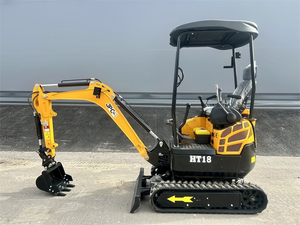 JPC HT 18 KATOS KUIN UUSI - Mini excavator: picture 2 JPC HT 18 KATOS KUIN UUSI - Mini excavator: picture 2