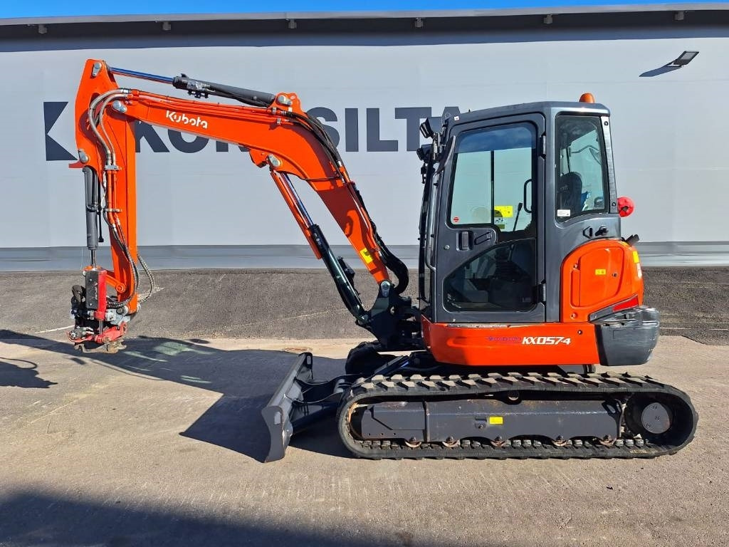 Kubota KX057-4 PYÖRITTÄJÄLLÄ, 1-OMISTAJA - Mini excavator: picture 1 Kubota KX057-4 PYÖRITTÄJÄLLÄ, 1-OMISTAJA - Mini excavator: picture 1