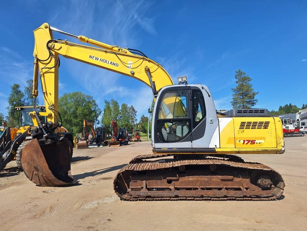 New Holland E175LC KALLISTAJALLA - Crawler excavator: picture 1 New Holland E175LC KALLISTAJALLA - Crawler excavator: picture 1