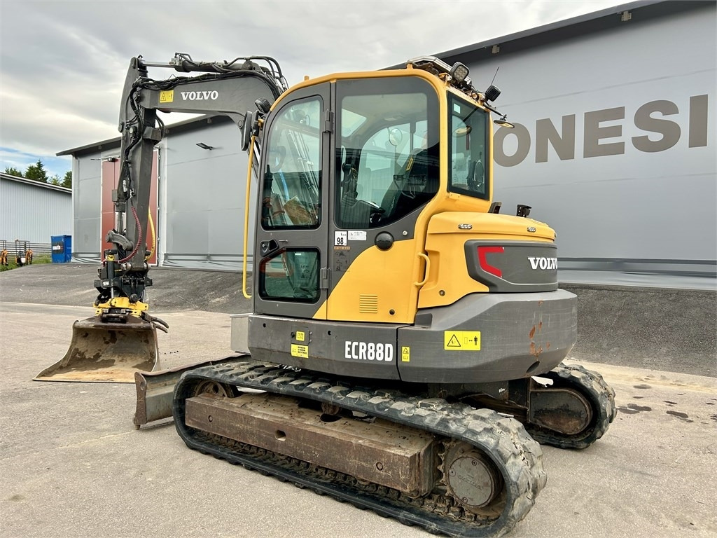 Volvo MYYTY! SOLD! ECR88D + TYÖLAITTEET  - Mini excavator: picture 2 Volvo MYYTY! SOLD! ECR88D + TYÖLAITTEET  - Mini excavator: picture 2