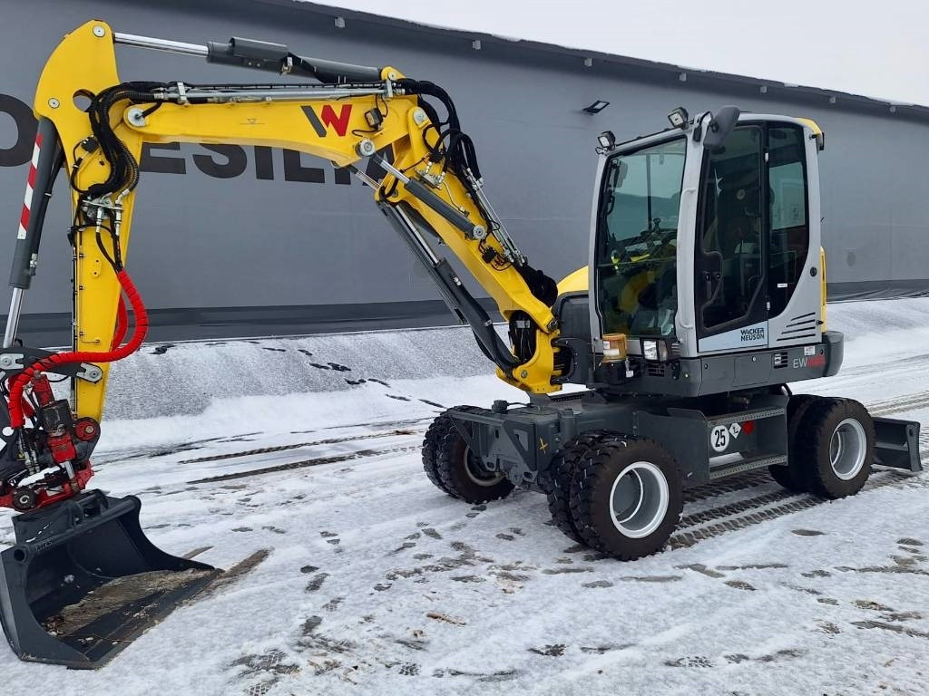 Wacker Neuson EW65 PYÖRITTÄJÄLLÄ - Wheel excavator: picture 5 Wacker Neuson EW65 PYÖRITTÄJÄLLÄ - Wheel excavator: picture 5