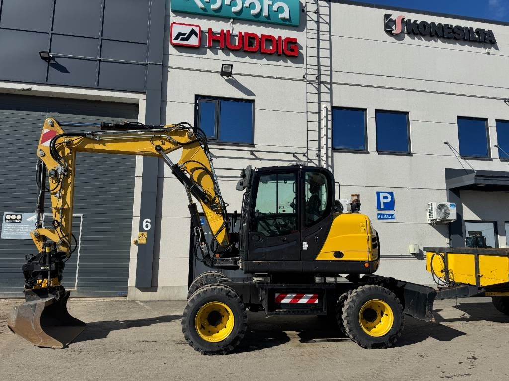 Yanmar B 110 W Hyvät varusteet / Siisti / Vähän ajettu  - Wheel excavator: picture 2 Yanmar B 110 W Hyvät varusteet / Siisti / Vähän ajettu  - Wheel excavator: picture 2