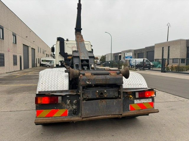 DAF CF85-410. 6x2. EU5. Retarder. - Hook lift truck: picture 3 DAF CF85-410. 6x2. EU5. Retarder. - Hook lift truck: picture 3