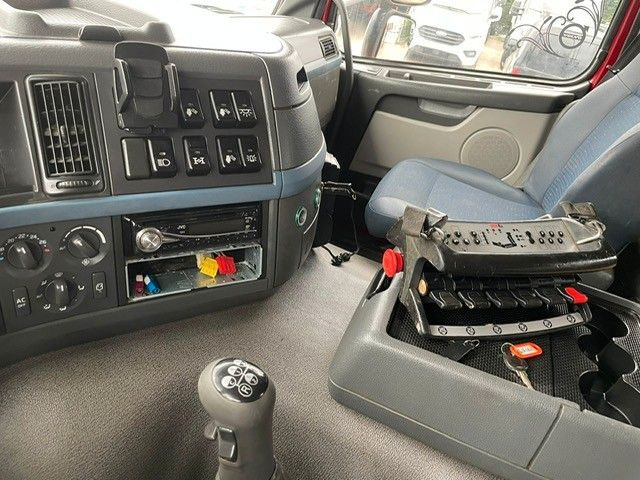 Hook lift truck Volvo FM12-400. 6X4. HIAB 166. Klima. EU5.: picture 20 Hook lift truck Volvo FM12-400. 6X4. HIAB 166. Klima. EU5.: picture 20