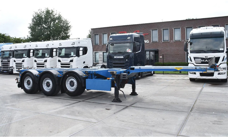 Broshuis MFCC - LIFT AXLE - SAF AXLES - DISC BRAKES - 2 x EXTENDABLE - EXCELLENT CONDITION - - Container transporter/ Swap body semi-trailer: picture 1 Broshuis MFCC - LIFT AXLE - SAF AXLES - DISC BRAKES - 2 x EXTENDABLE - EXCELLENT CONDITION - - Container transporter/ Swap body semi-trailer: picture 1