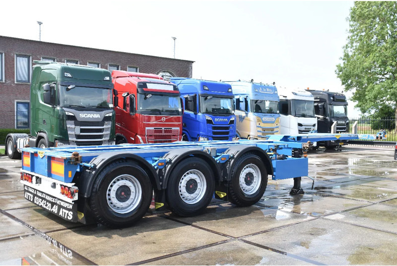 Broshuis MFCC - LIFT AXLE - SAF AXLES - DISC BRAKES - 2 x EXTENDABLE - EXCELLENT CONDITION - - Container transporter/ Swap body semi-trailer: picture 2 Broshuis MFCC - LIFT AXLE - SAF AXLES - DISC BRAKES - 2 x EXTENDABLE - EXCELLENT CONDITION - - Container transporter/ Swap body semi-trailer: picture 2