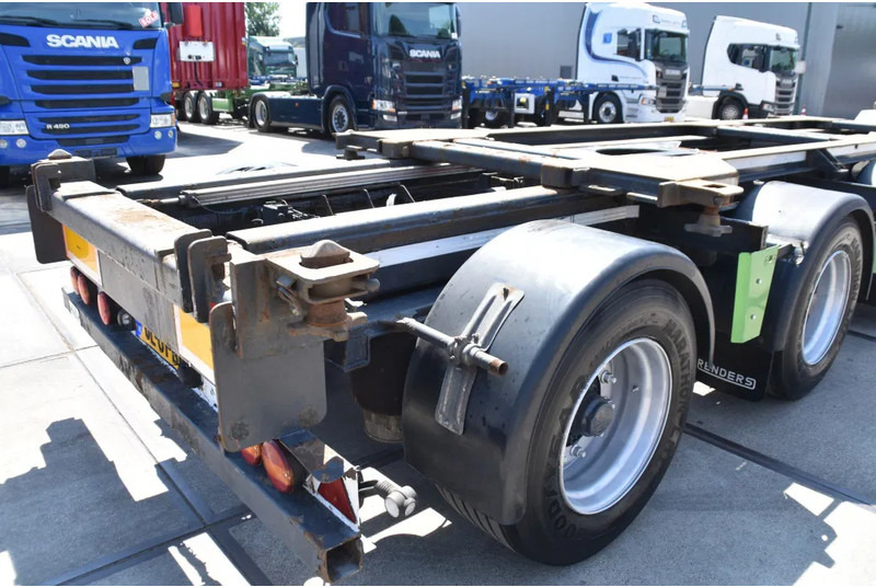 Renders ROC 16.30 - X-STEERING - LIFT AXLE - BPW AXLES - DISC BRAKES - EXTENDABLE - - Container transporter/ Swap body semi-trailer: picture 4 Renders ROC 16.30 - X-STEERING - LIFT AXLE - BPW AXLES - DISC BRAKES - EXTENDABLE - - Container transporter/ Swap body semi-trailer: picture 4