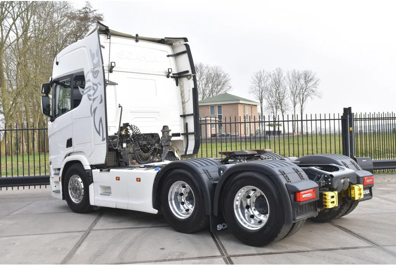 Scania R 460 NGS 6x4NB - SUPER - FULL AIR - RETARDER - 148 TKM - PARK. AIRCO - HYDRAULIC SYSTEM - LED - LEATHER SEATS - EXCELLENT CONDI - Tractor unit: picture 3 Scania R 460 NGS 6x4NB - SUPER - FULL AIR - RETARDER - 148 TKM - PARK. AIRCO - HYDRAULIC SYSTEM - LED - LEATHER SEATS - EXCELLENT CONDI - Tractor unit: picture 3