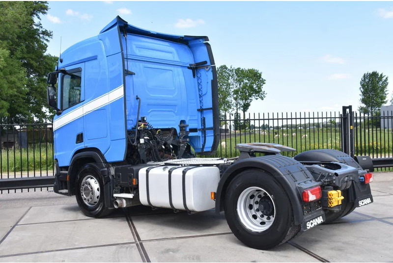 Scania R450 NGS 4x2 - RETARDER - 458 TKM - HYDRAULIC SYSTEM - ACC - NAVI - DIFF. LOCK - EXCELLENT CONDITION - - Tractor unit: picture 3 Scania R450 NGS 4x2 - RETARDER - 458 TKM - HYDRAULIC SYSTEM - ACC - NAVI - DIFF. LOCK - EXCELLENT CONDITION - - Tractor unit: picture 3