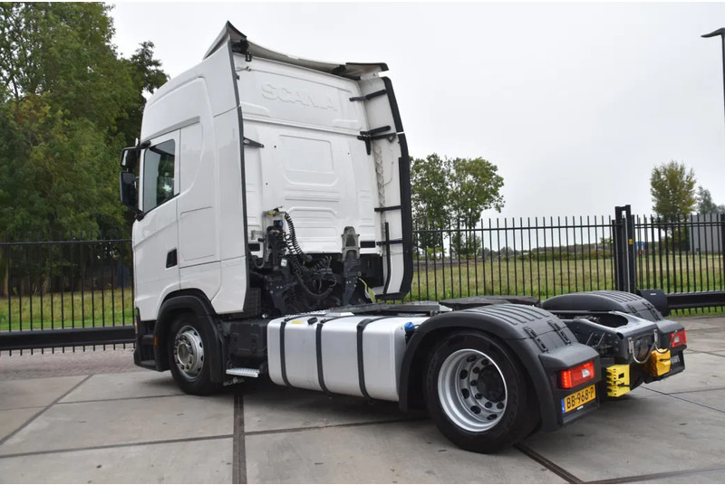 Scania S410 NGS 4x2EB MEGA 95 cm or 103 cm driving height - RETARDER - 803 TKM - FULL AIR - PARK. AIRCO - LEATHER SEATS - 2 x FUEL TANK - Tractor unit: picture 3 Scania S410 NGS 4x2EB MEGA 95 cm or 103 cm driving height - RETARDER - 803 TKM - FULL AIR - PARK. AIRCO - LEATHER SEATS - 2 x FUEL TANK - Tractor unit: picture 3