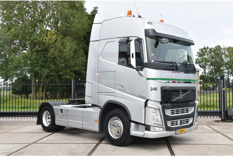 Volvo FH 420 Globe 4x2 - ADR FL - 766 TKM - PTO - AIRCO - DIFF. LOCK - TOP CONDITION - - Tractor unit: picture 1 Volvo FH 420 Globe 4x2 - ADR FL - 766 TKM - PTO - AIRCO - DIFF. LOCK - TOP CONDITION - - Tractor unit: picture 1